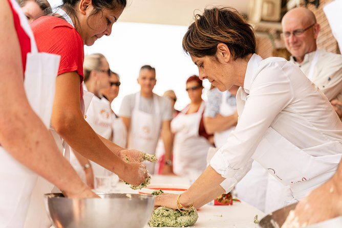 cesarine-small-group-pasta-and-tiramisu-class-in-varenna