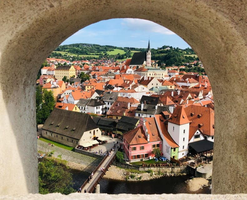 cesky-krumlov-insta-perfect-walk-with-a-local