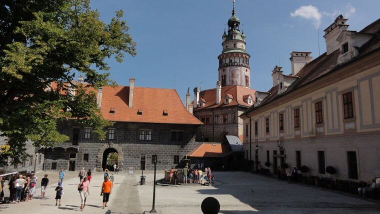 cesky-krumlov-private-day-trip-from-prague