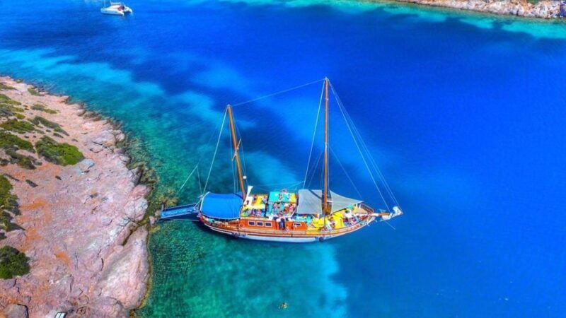 cesme-small-group-boat-tour-with-open-buffet-lunch