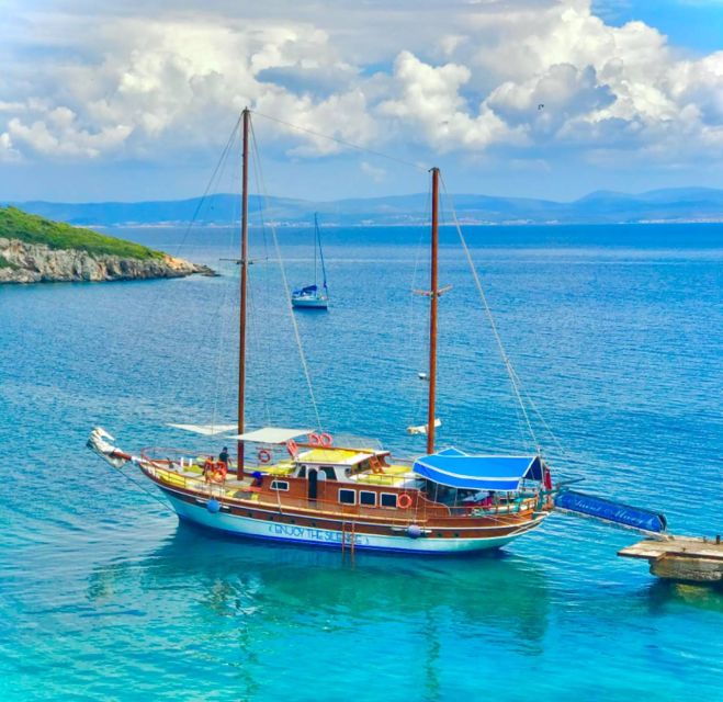 cesme-small-group-boat-tour-with-open-buffet-lunch