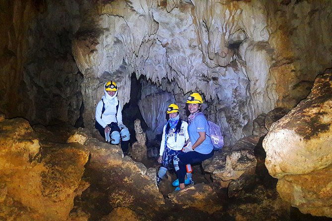 chagres-cave-and-embera-village