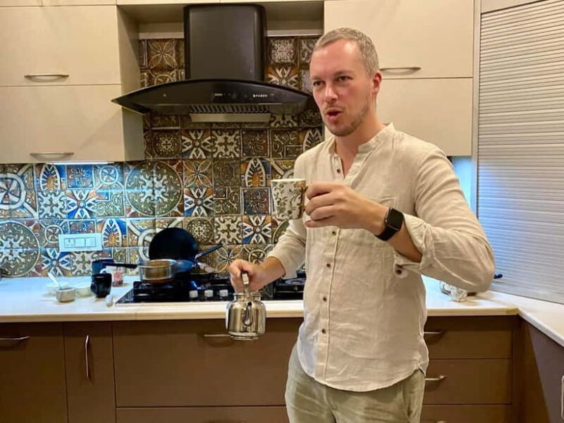 Chai Master Class - Savor Food in an Indian Family Home - Key Points