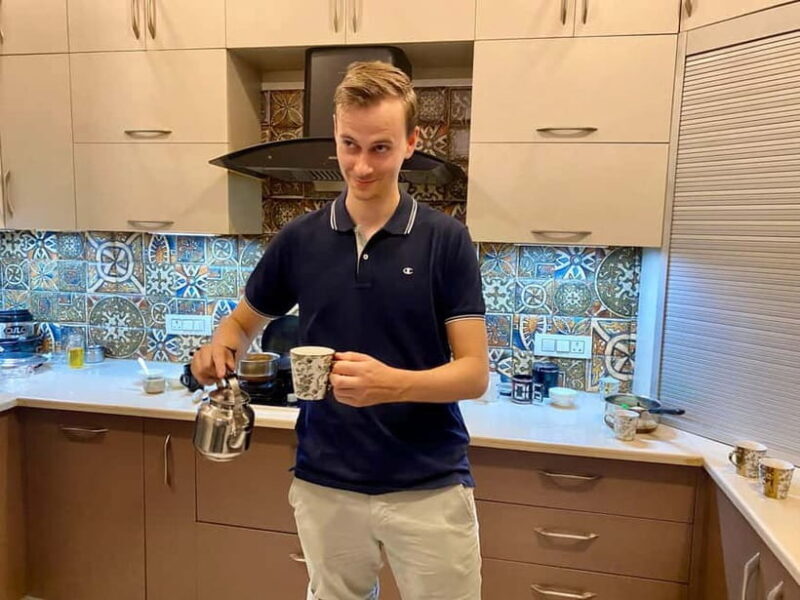 Chai Master Class - Savor Food in an Indian Family Home - Who Should Book This Tour?