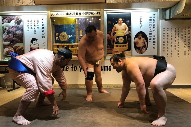 challenge-sumo-wrestlers-and-enjoy-meal-in-tokyo