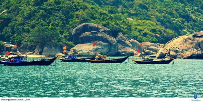 cham-island-canoeing-and-snorkeling-with-seafood-lunch