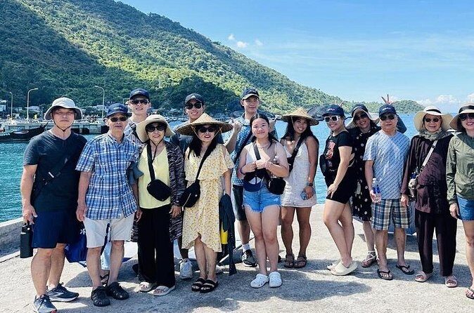 Cham Island Snorkeling Tour with Seafood Lunch Daily tour - Authentic Experiences and Local Touches