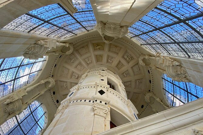 chambord-chenonceau-da-vinci-castle-small-group-trip-from-paris