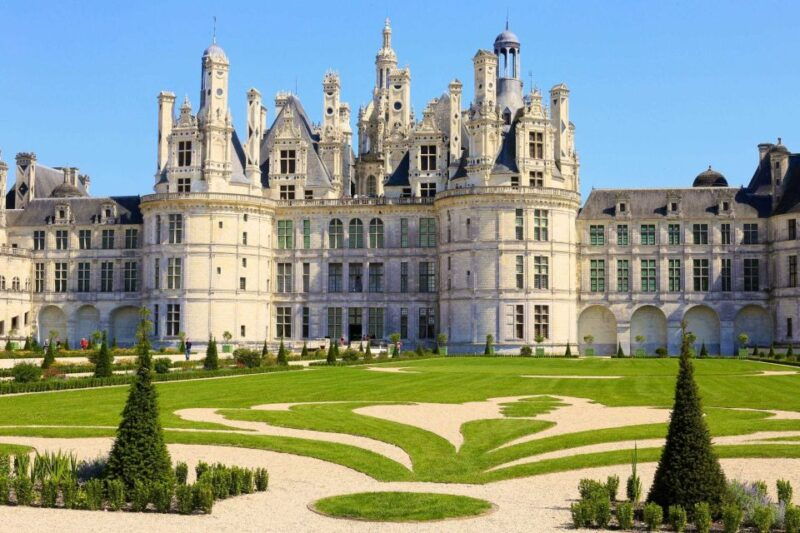 chambord-entry-ticket-to-the-castle