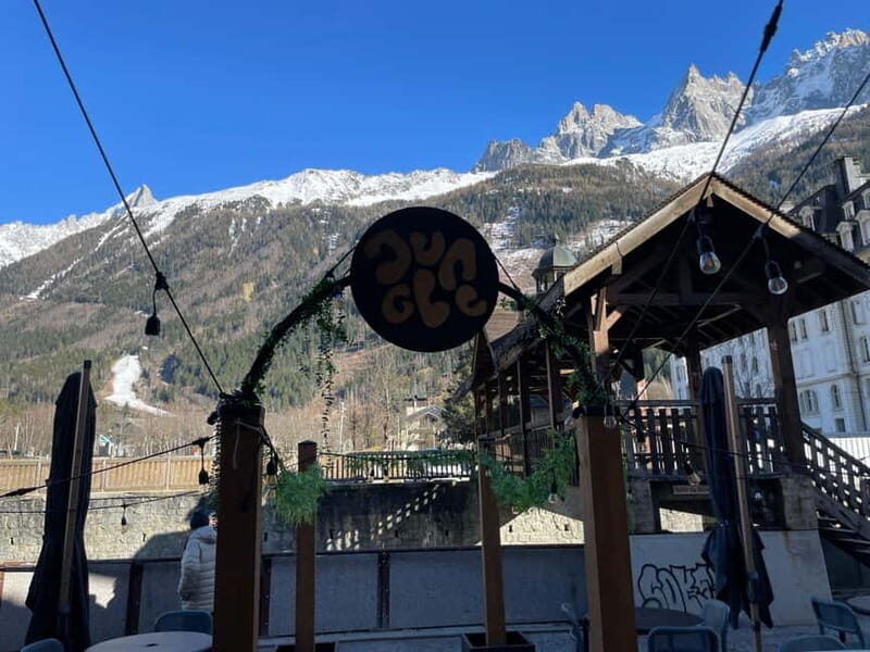 Chamonix Mont-Blanc: Cocktails and mixology workshop at the Jungle bar - Why This Experience Stands Out