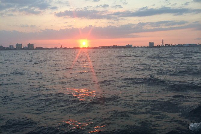 champagne-sunset-cruise-in-ft-lauderdale