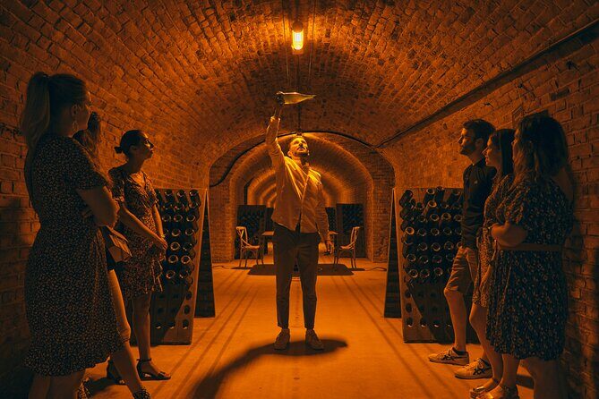 Champagne Tasting Class and Lunch near Epernay - FAQ