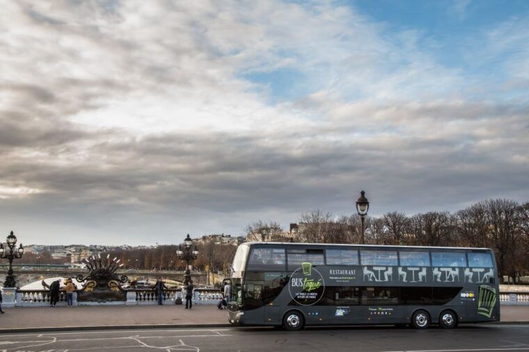 champs-elysees-bus-toque-lunch-with-a-glass-of-champagne