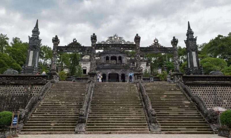 chan-may-port-hue-heritage-tour