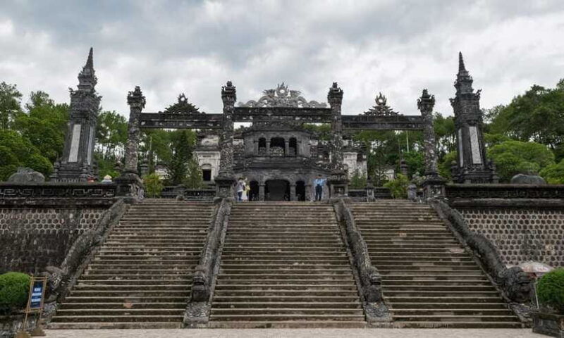 chan-may-port-hue-heritage-tour