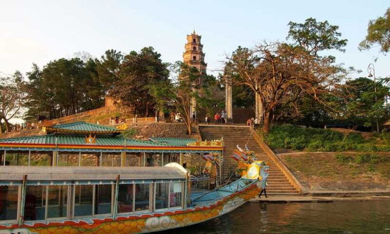chan-may-port-hue-heritage-tour