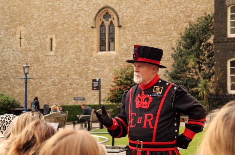 Changing of Guards, Tower of London, Beefeaters & Cruise - A Detailed Look at the Tour Itinerary
