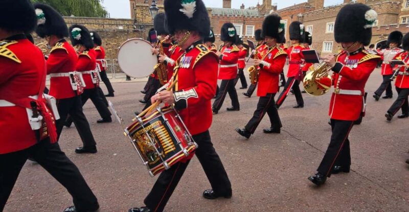 changing-of-the-guard-experience