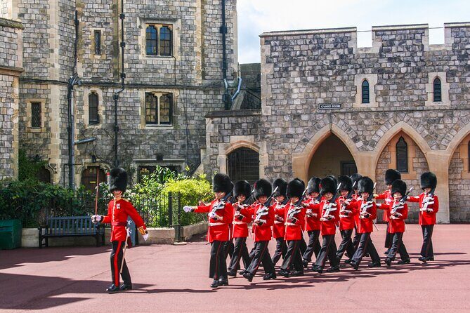 Changing of the Guard Guided Tour at Buckingham Palace - Price and Value  