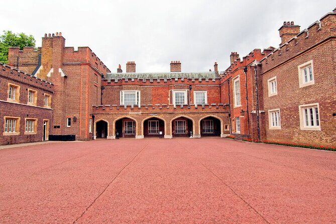 Changing of the Guard & Royal London Small-Group Walking Tour - Who Is This Tour Ideal For?