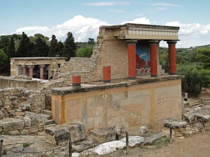 Chania: Knossos Palace - Archaeological museum! - Early Morning Pickup and Transit