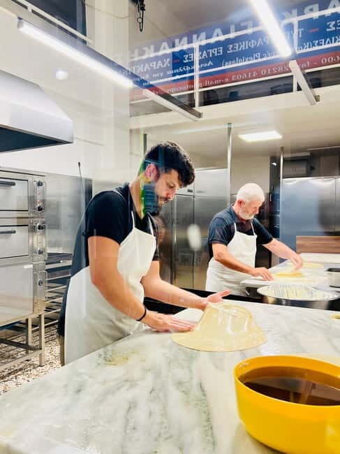 Chania Old Town: Vegetarian Food & Sightseeing Walking Tour - Discovering Chania: An Authentic Food & Sightseeing Experience