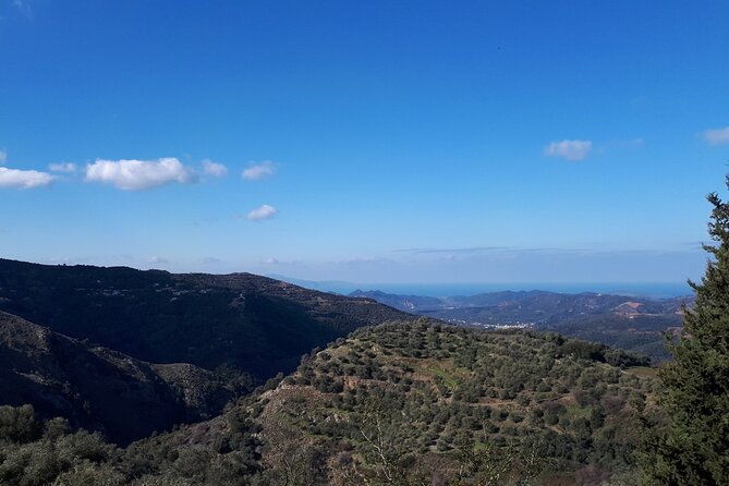 chania-private-tour-monastery-scenic-gorge-mountain-views