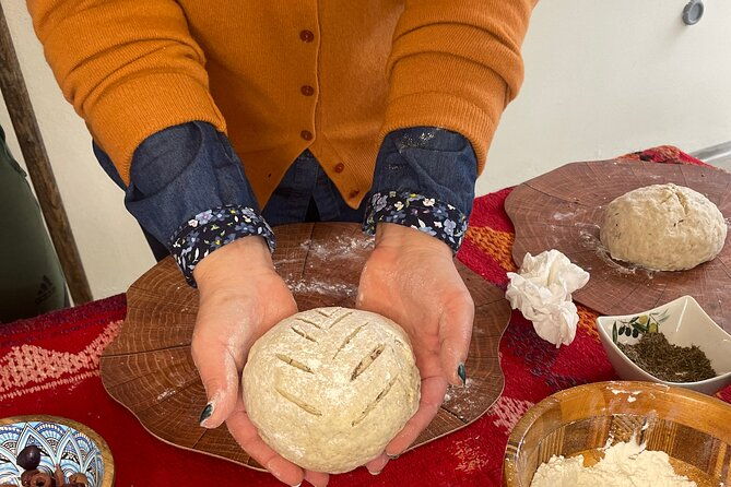 chania-sourdough-bread-baking-class-olive-oil-tasting