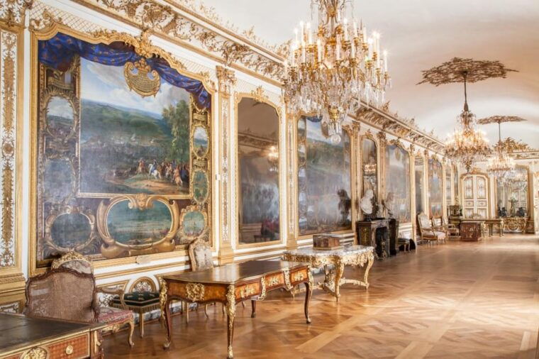 chantilly-the-very-rich-hours-of-the-duke-of-berry-exhibit