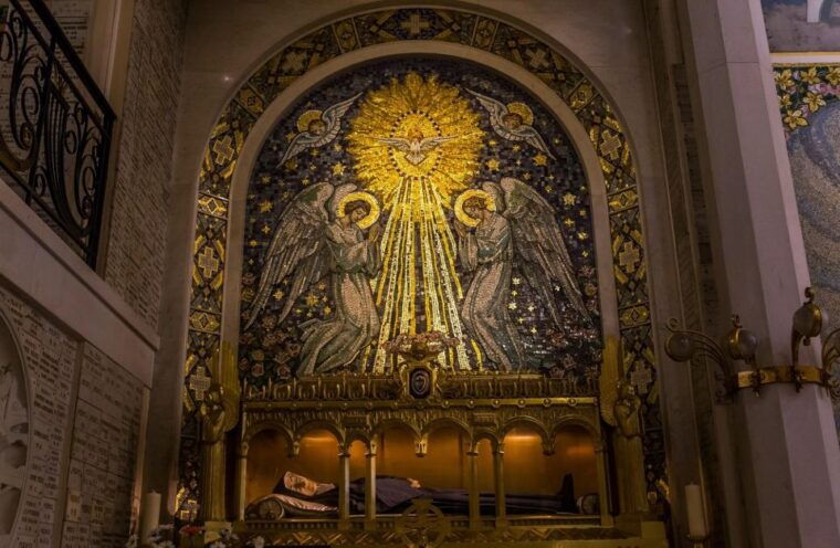 chapel-of-our-lady-of-the-miraculous-medal-paris-guided-tour