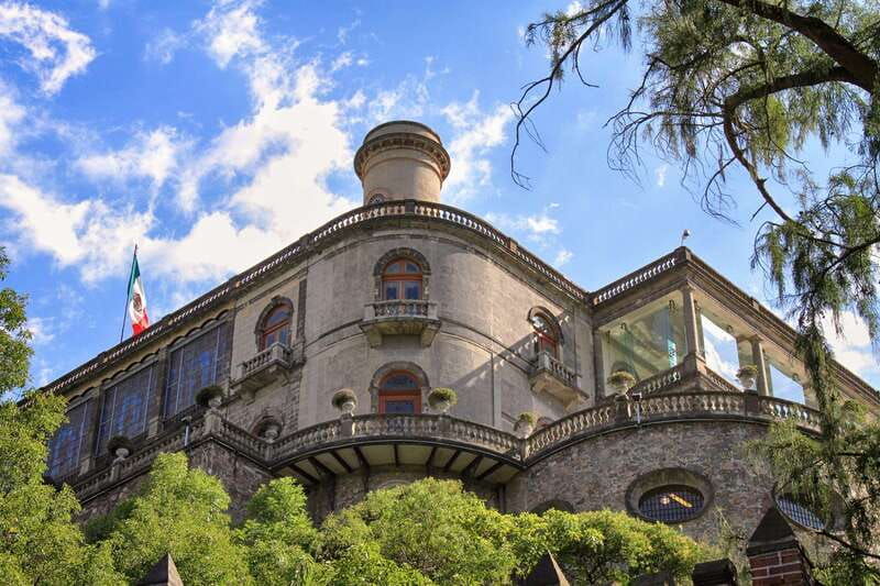 chapultepec-castle-tour-explore-the-luxurious-chambers