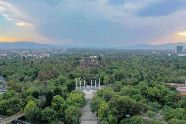 chapultepec-castle-tour-explore-the-luxurious-chambers