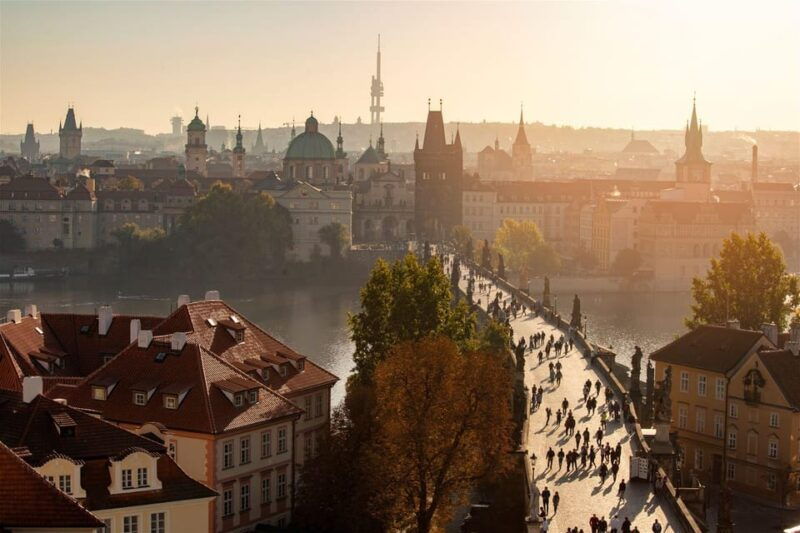 charles-bridge-lesser-town-walking-tour