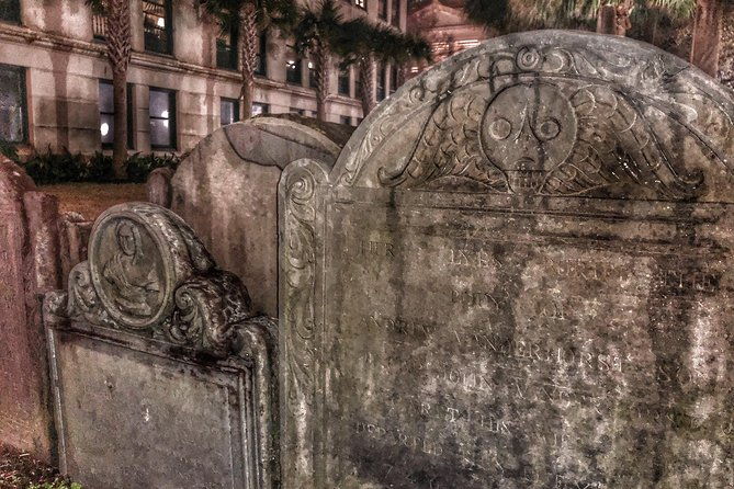 charleston-ghost-graveyard-night-time-guided-walking-tour