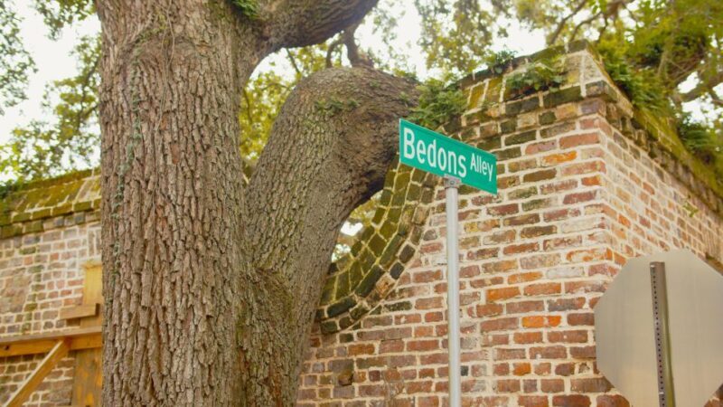 Charleston: Hidden Alleys and Historic Sites Walking Tour - FAQ