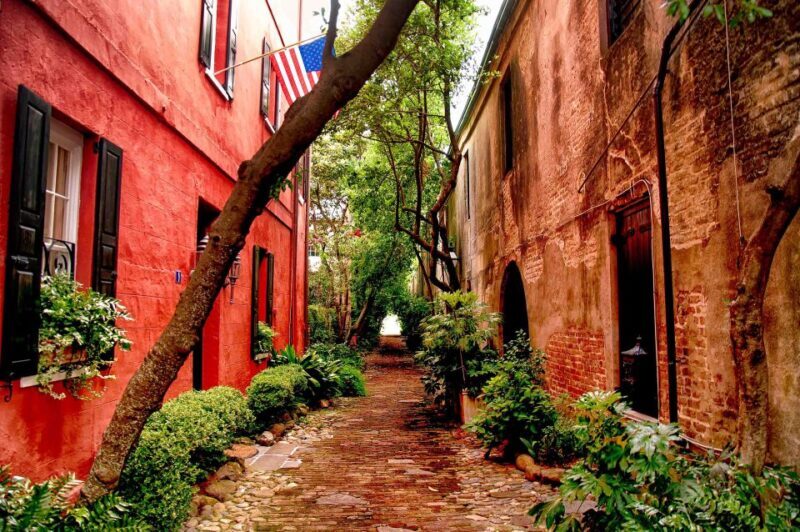 Charleston: History and Architecture Guided Walking Tour - The Sum Up