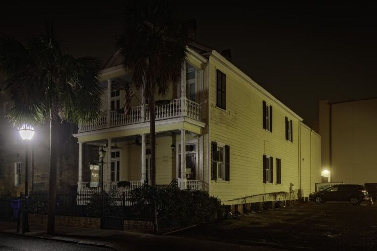 charleston-terrors-pirate-ghosts-haunted-walking-tour