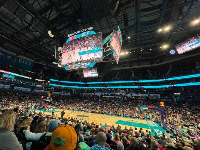 charlotte-charlotte-hornets-basketball-game-ticket