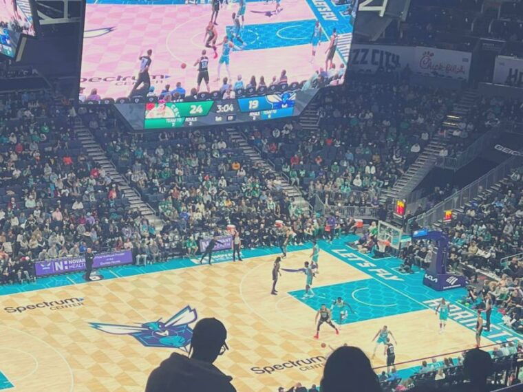 charlotte-charlotte-hornets-basketball-game-ticket