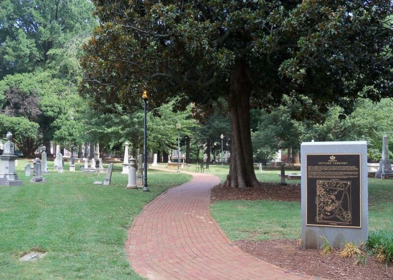 charlotte-ghost-walking-tour-smartphone-audio-gps-tour