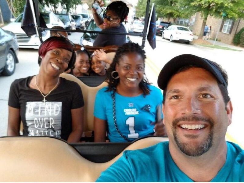 charlotte-historical-city-tour-on-eco-friendly-cart