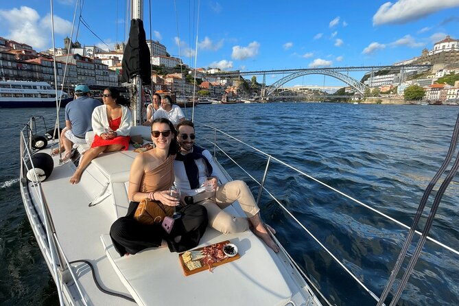 charming-tour-of-the-douro-on-a-shared-sailboat-for-up-to-8-people