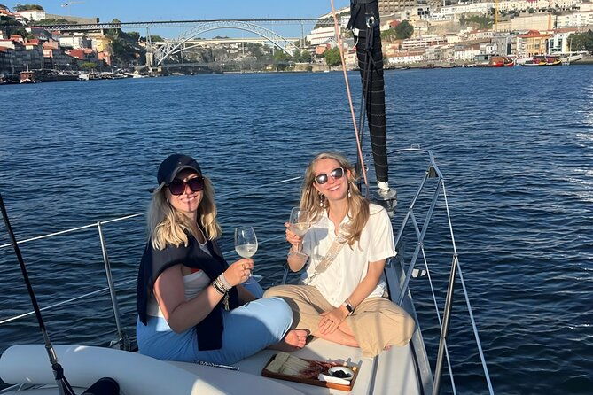 charming-tour-of-the-douro-on-an-exclusive-sailboat-for-up-to-8-people
