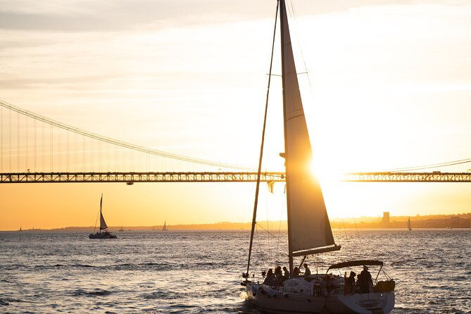 charms-of-lisbon-alfama-tapas-tour-sunset-sailing-with-wine