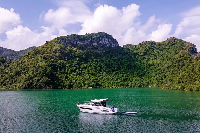 Charter Yacht 3-hour: Enjoy the Breathtaking Sunset on Halong Bay - The Sum Up