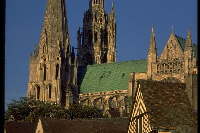 chartres-and-versailles-private-full-day-tour