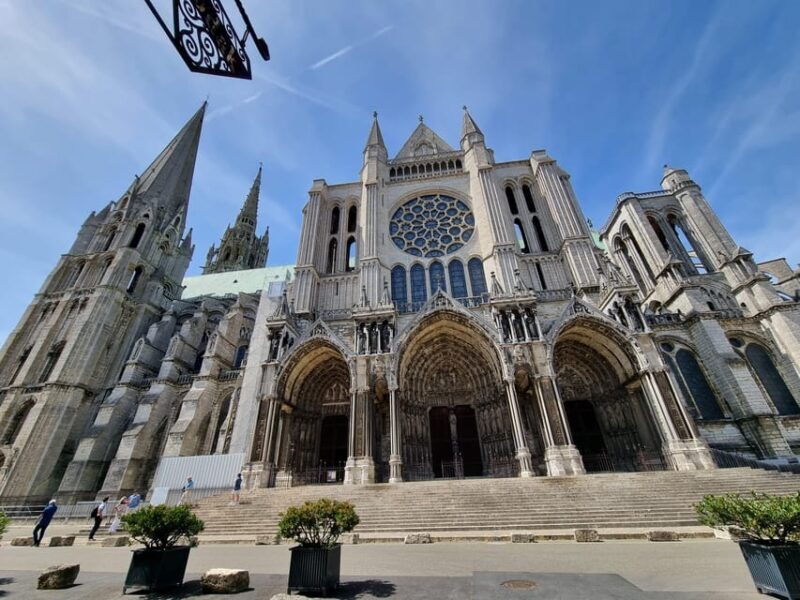 chartres-cathedral-and-city-guided-tour