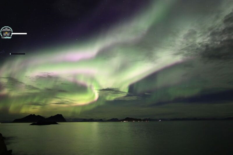 chase-the-northern-lights-with-a-photographer