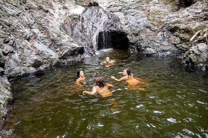 chasing-waterfalls-and-sunset-view-point