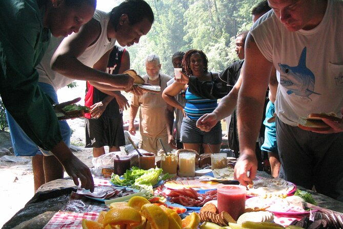 chattooga-river-rafting-wild-section-4